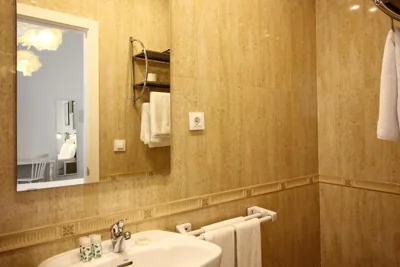 Las Atarazanas - Design Hostal — 写真 8