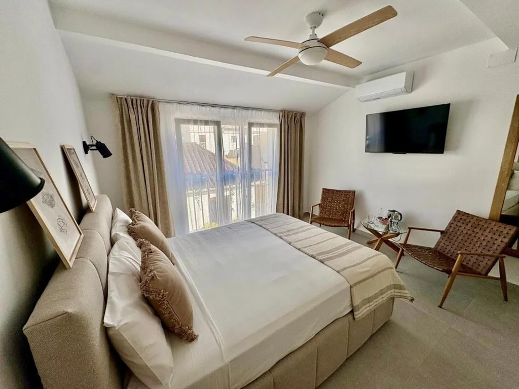 デラックスルーム・大型ダブルベッド — Las Brisas Estepona