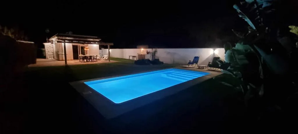 Casa — Las Casitas de la Barrosa con jardín y piscina