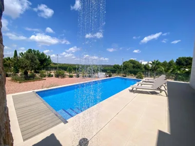 Las Colinas Golf & Country Club Residences — foto 3