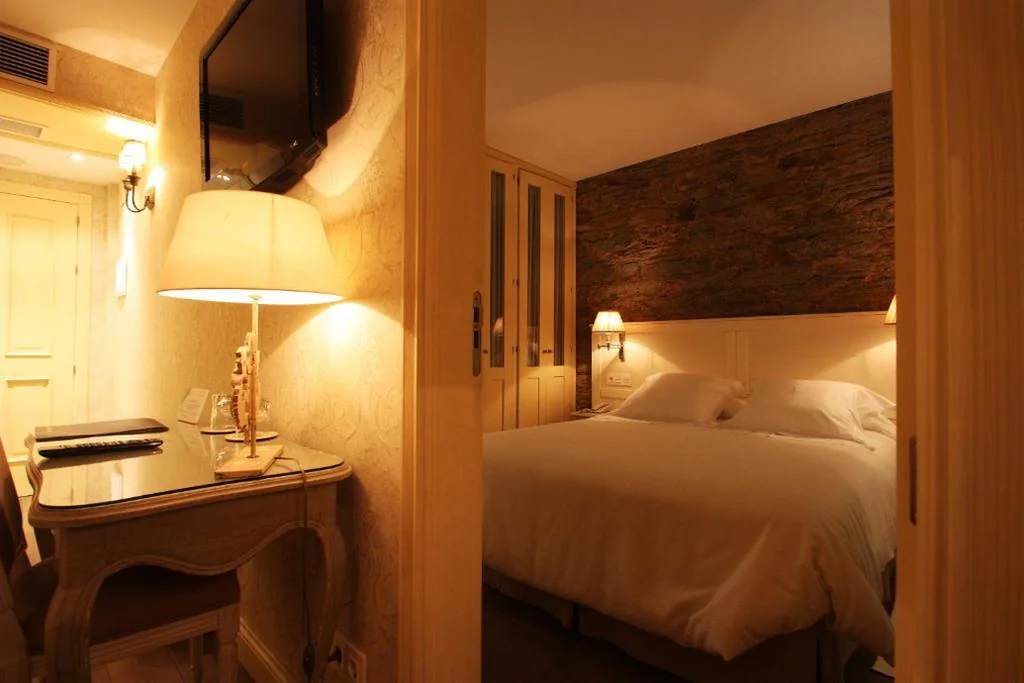Habitación Familiar (2 habitaciones comunicadas) — Las Doñas del Portazgo