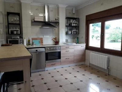 Las Higueras -casa con jardín- — foto 4