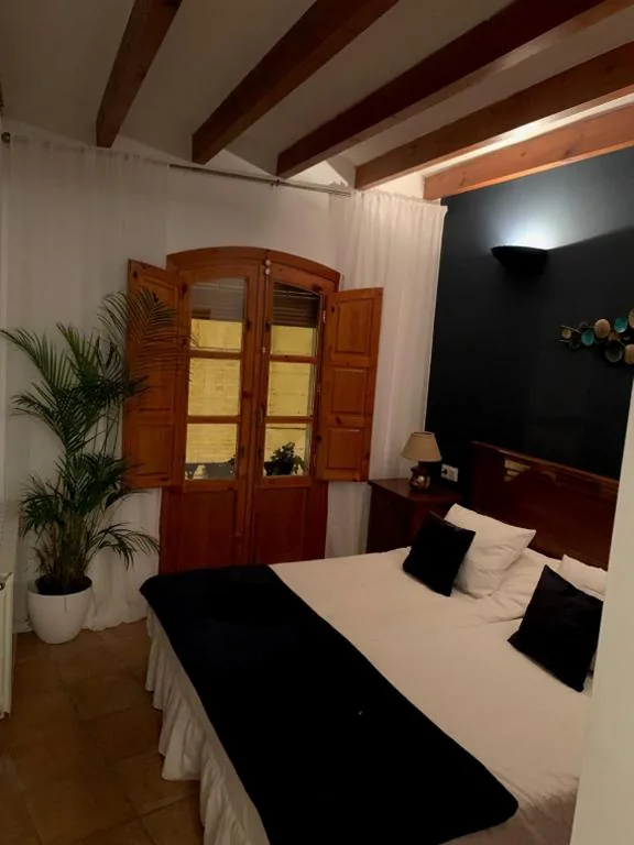 Las Puertas Del Indiano