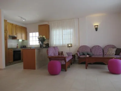 LAS ROSAS by RENTMEDANO Stunning luxury Chocolate Box villa with private heated pool & wifi — foto 5