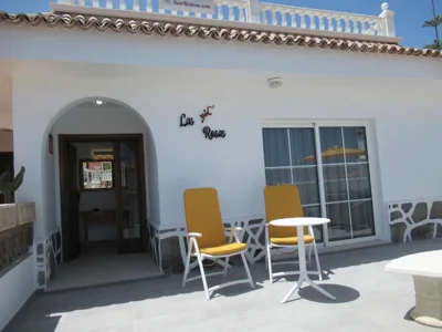 LAS ROSAS by RENTMEDANO Stunning luxury Chocolate Box villa with private heated pool & wifi — foto 10