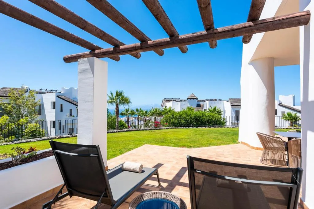 Suite mit 3 Schlafzimmern und seitlichem Meerblick — Las Terrazas de Abama Suites