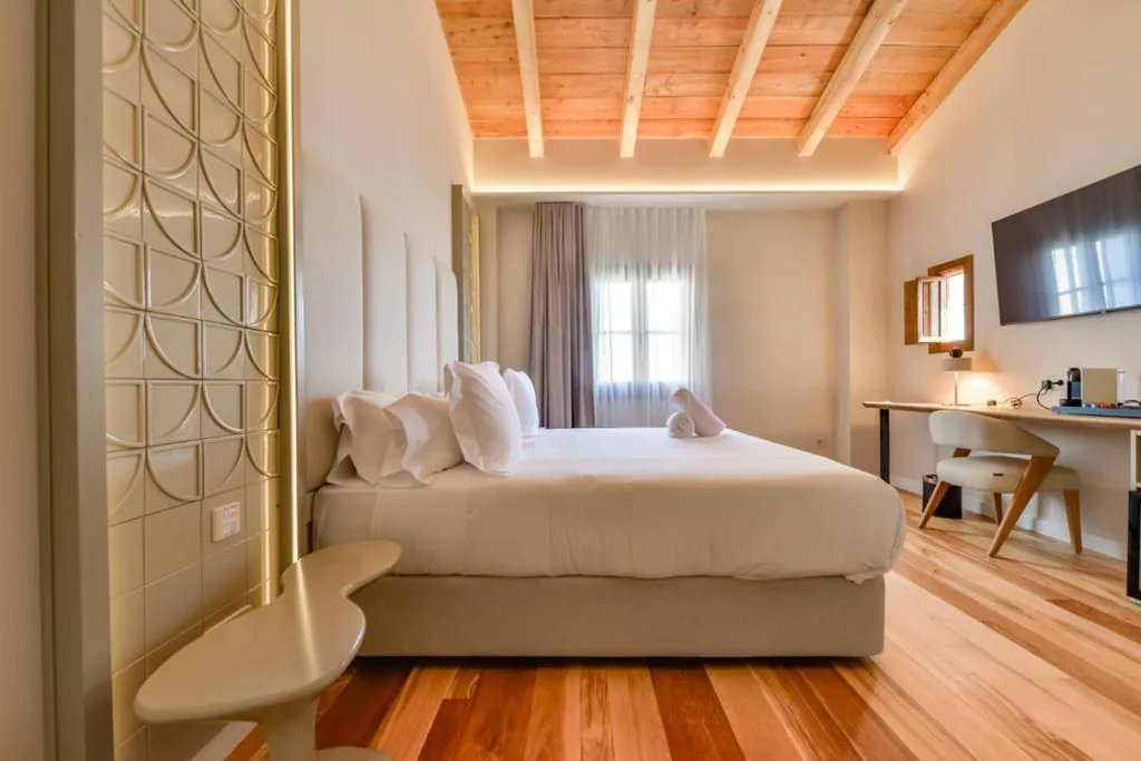 Suite con vista sulla città — Las Torres by Santas Hotels
