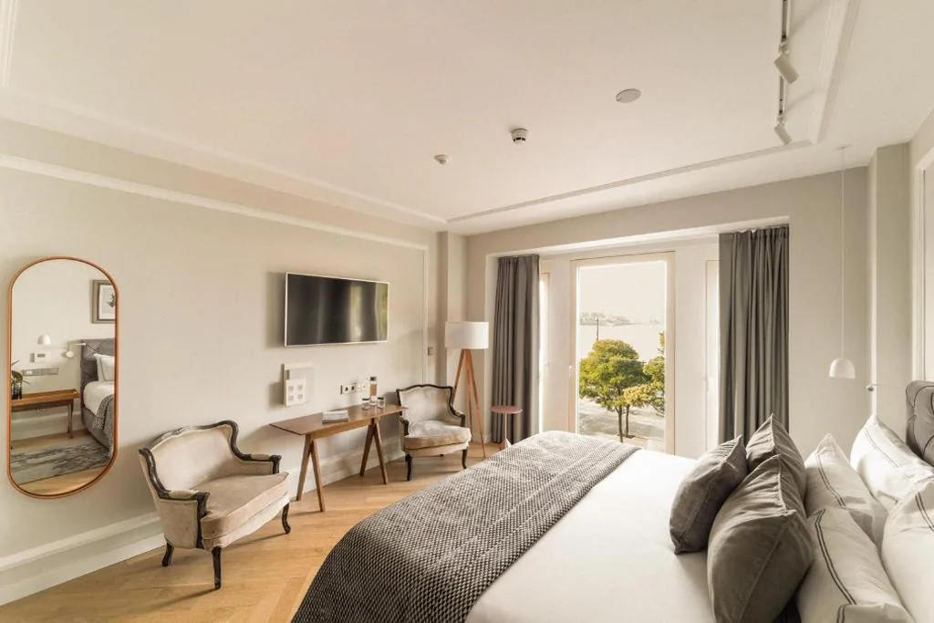 Camera doppia con vista sul porto — Lasala Plaza Hotel - Adults Only