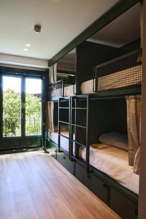Bett im gemischten Schlafsaal mit 8 Betten — LATROUPE Prado