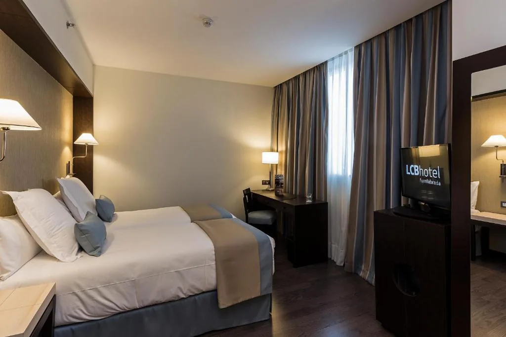 Quarto Duplo - 2 camas — LCB Hotel Fuenlabrada