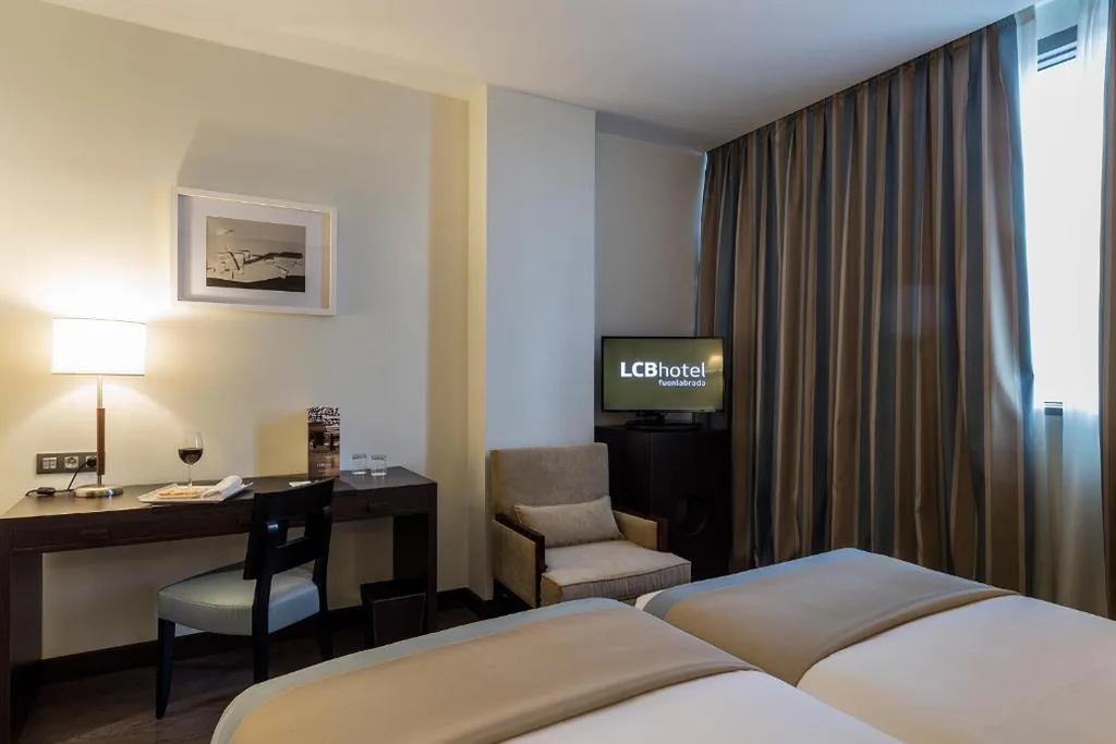 Quarto Duplo Superior - 2 camas — LCB Hotel Fuenlabrada