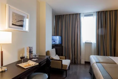 LCB Hotel Fuenlabrada — foto 9