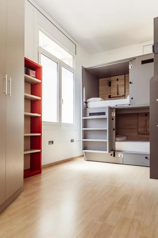Habitación Cuádruple con baño privado — Leevin Stay Hostel