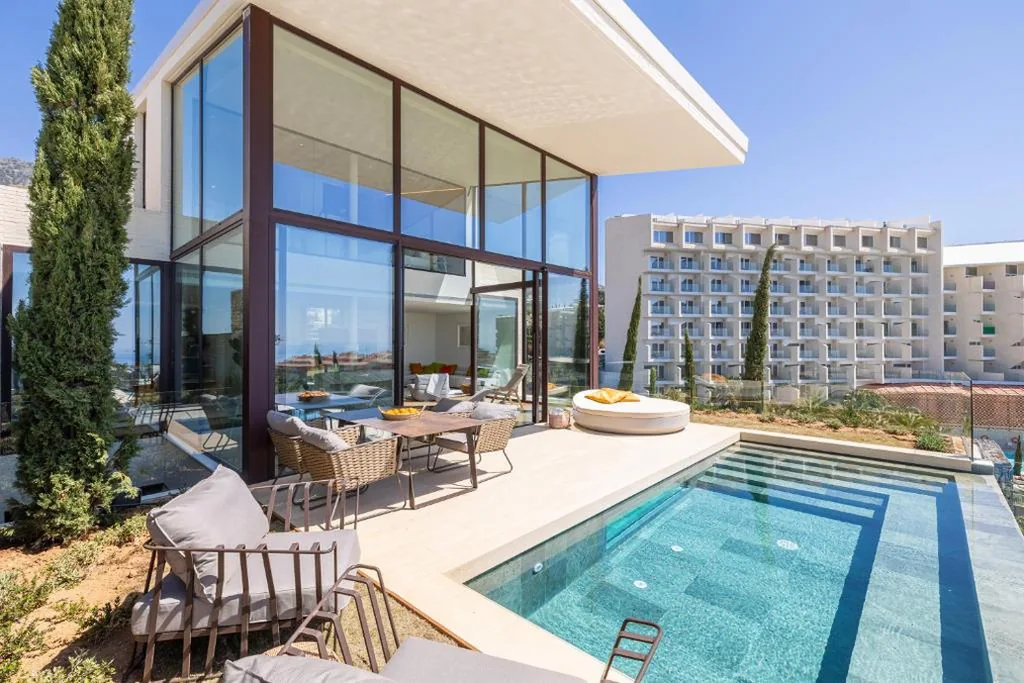 Villa Panoramic — Leiro Residences