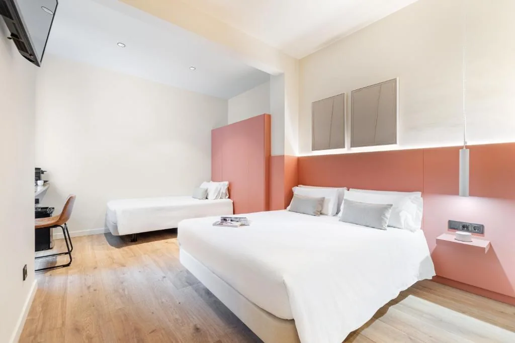 Chambre Familiale Supérieure — LeMar by Aspasios