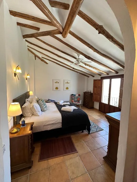 Habitación Doble - 1 cama extragrande o 2 individuales — Lemon Tree Retreat at El Amparo