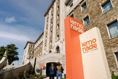 Lemonade Stays Santiago de Compostela — 写真 6