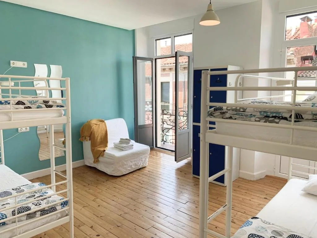 Leon Hostel