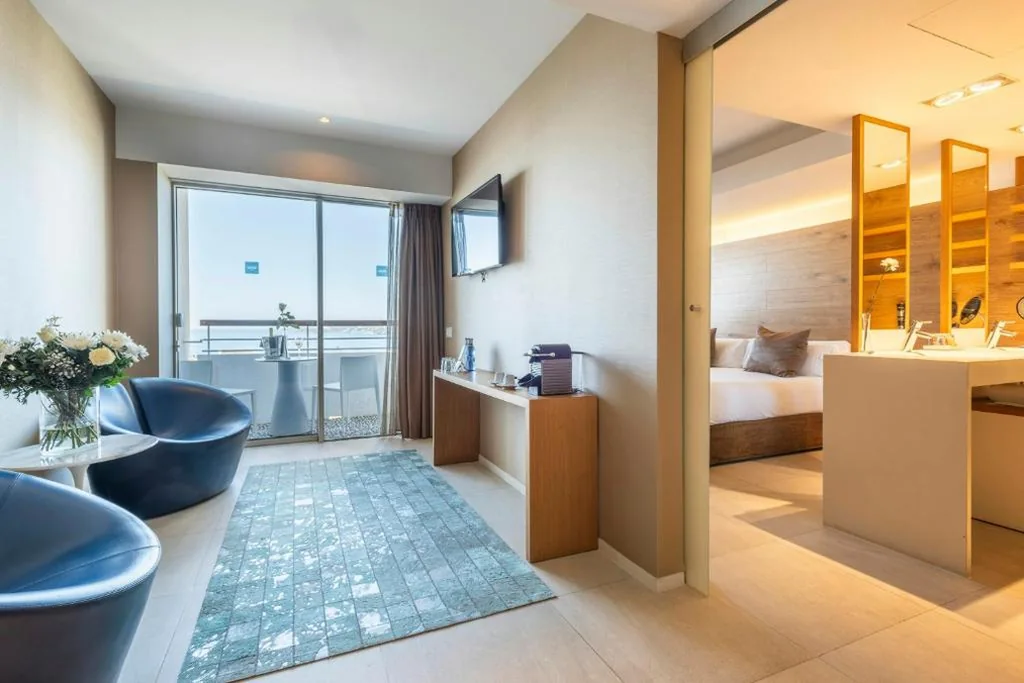 Suite Junior — Leonardo Boutique Hotel Mallorca Port Portals - Adults only