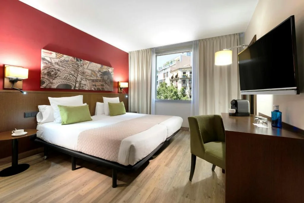 Pacchetto Park & Sleep - Camera Doppia Confort - 1 o 2 letti — Leonardo Hotel Barcelona Gran Via