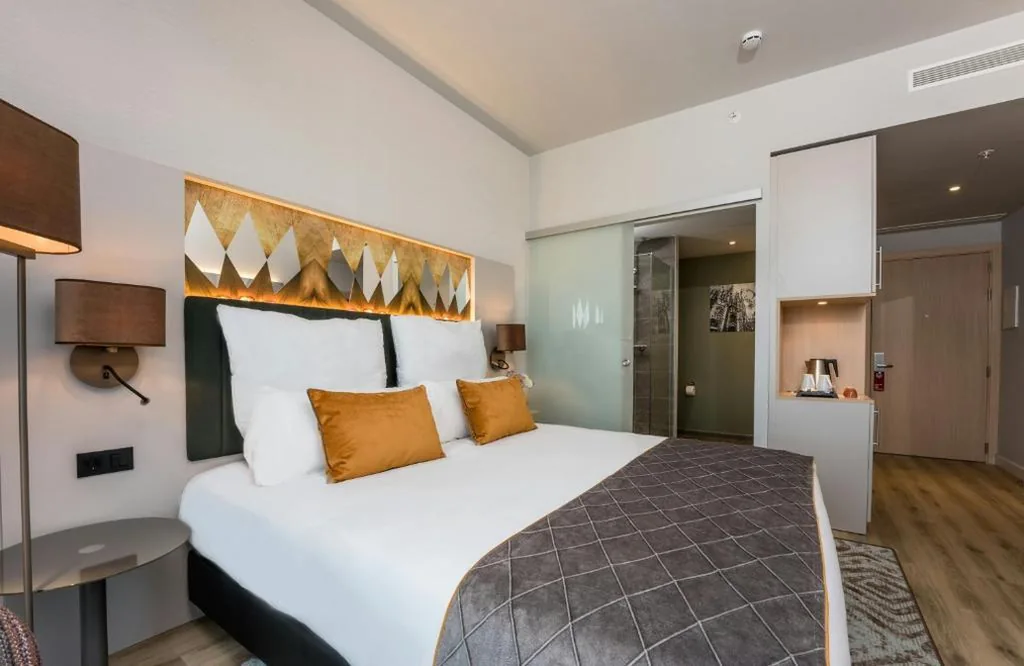 Doppelzimmer Komfort Park & Sleep — Leonardo Royal Hotel Barcelona Fira