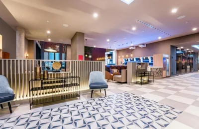 Leonardo Royal Hotel Barcelona Fira — Foto 11