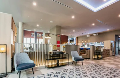 Leonardo Royal Hotel Barcelona Fira — Foto 12