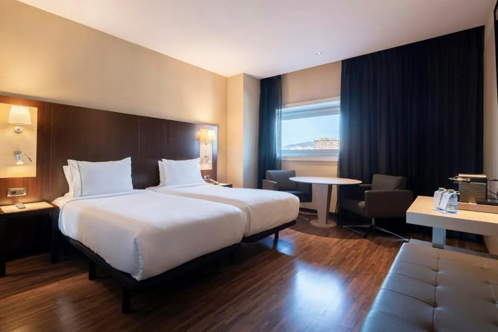 Chambre Double Confort - 1 ou 2 lits — Leonardo Royal Hotel Barcelona Forum