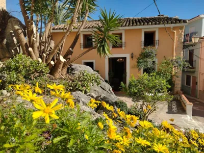 Les Penyetes Boutique Bed and Breakfast — 写真 5
