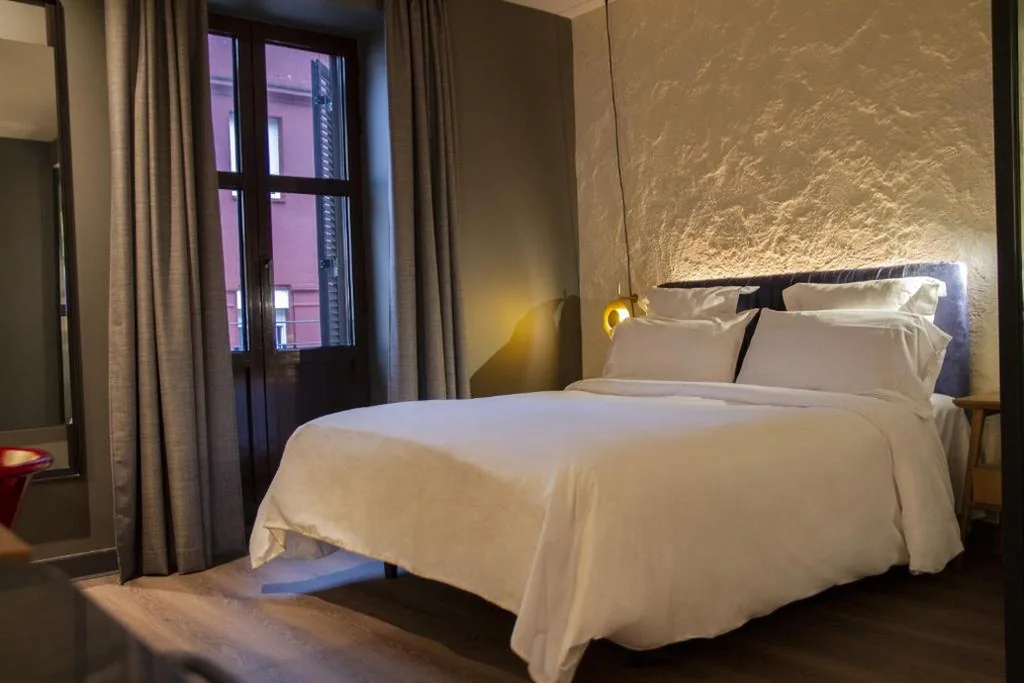 Habitación Estándar con balcón — Letoh Letoh San Sebastián