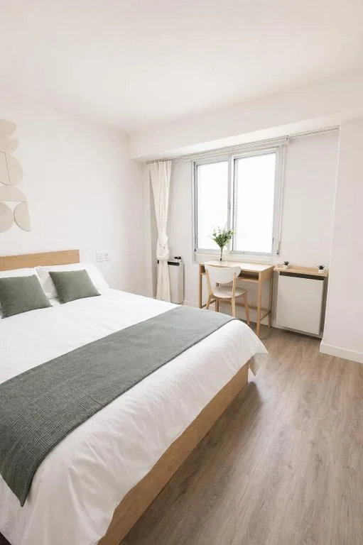 Doppelzimmer mit eigenem Bad — Letras del Tormes