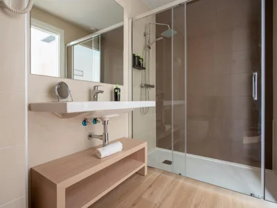 Limehome Barcelona Carrer de Besalú 82 — foto 3