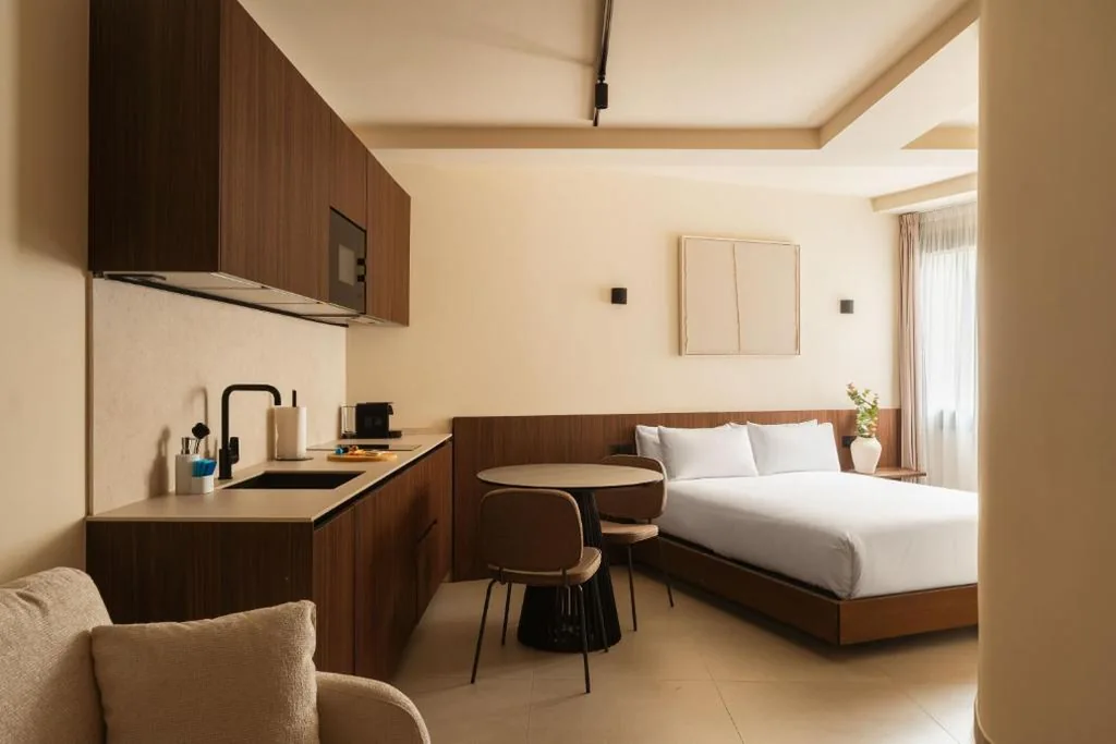 Monolocale con divano letto — Limehome Bilbao San Mamés