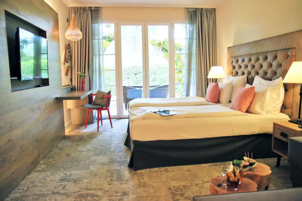 Habitación Doble - 2 camas — Lindner Hotel Mallorca Portals Nous, part of JdV by Hyatt