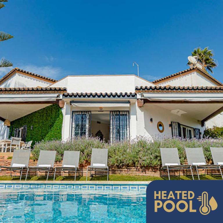 Lirios Village Marbella - Private Villas, Unbeatable Location, Heated Pools