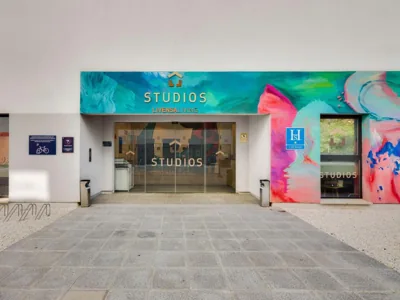 Livensa Living Studios Málaga Feria — Foto 7
