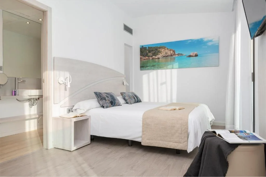 Llaut Boutique Hotel