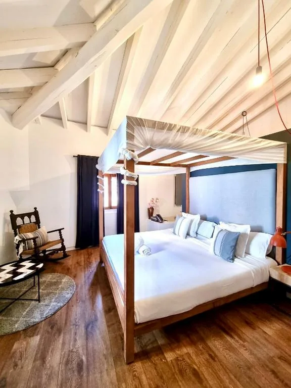Suite — Lluna Aqua Soller - Adults Recommended