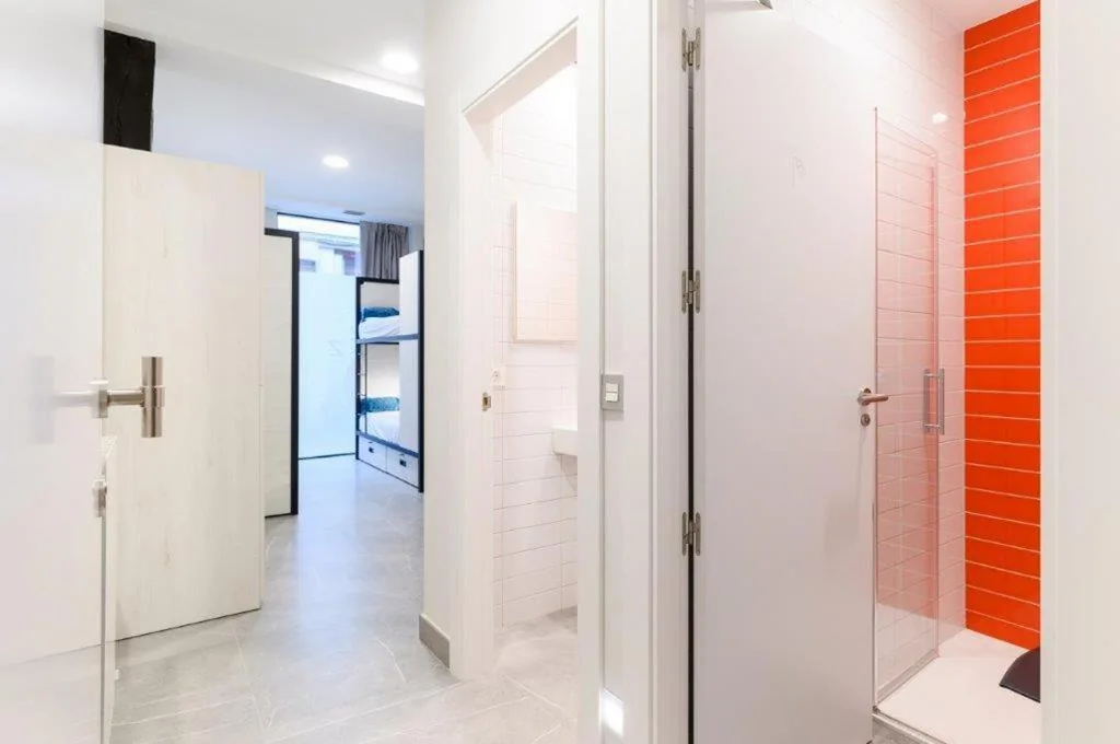 Habitación Familiar Estándar — LOGUNE ROOMS