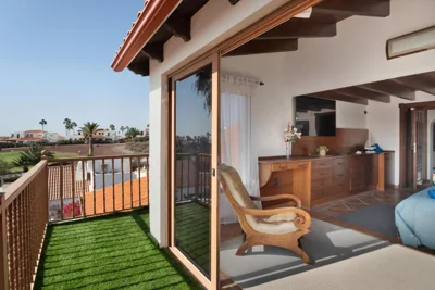 Lola Sunset Place — foto 9
