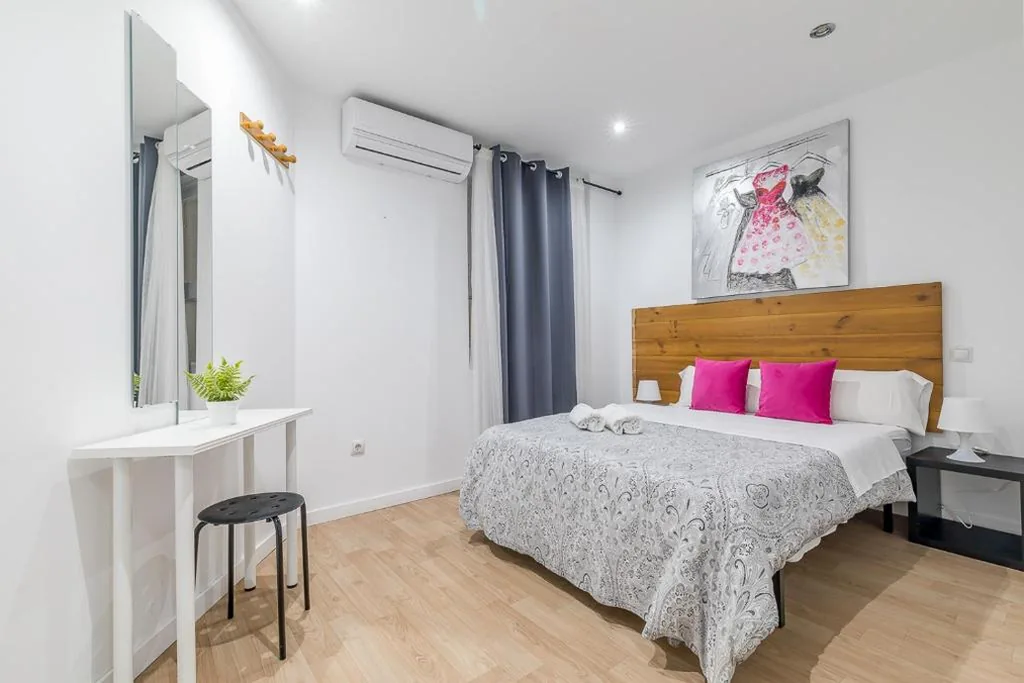 Habitación Doble Estándar con baño compartido — LooP America
