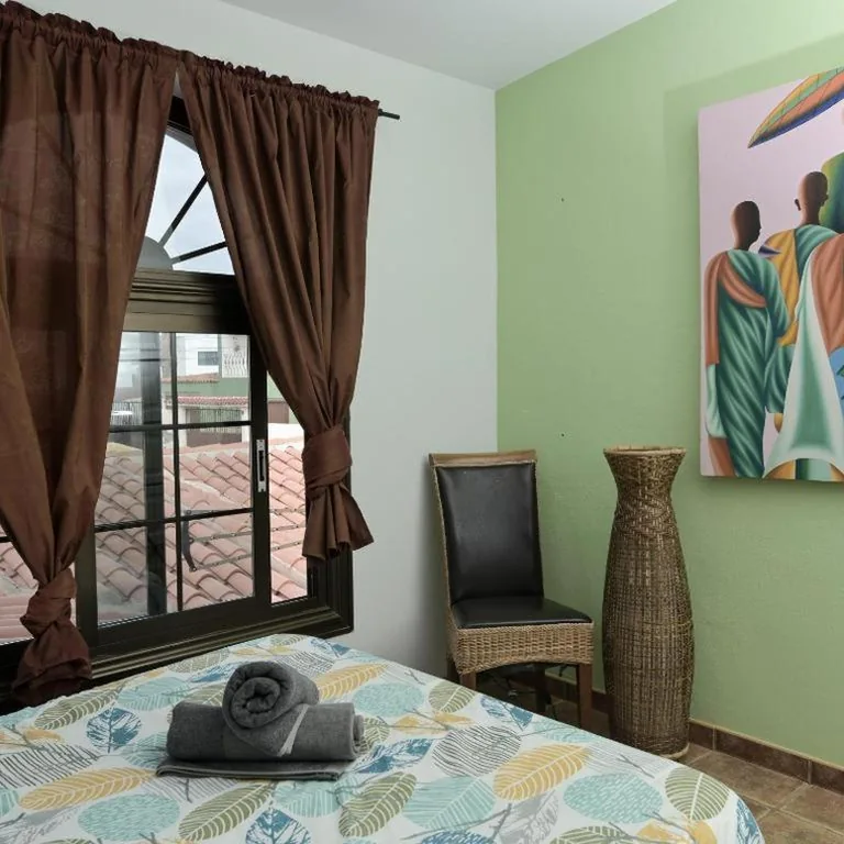 Double Room — Los Amigos Nest Hostel