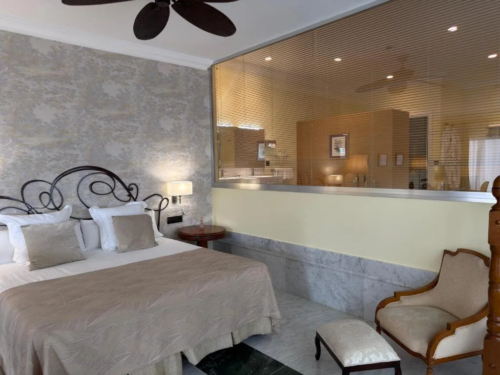 Suite avec terrasse — Los Cinco Enebros Hotel & Spa by Bossh! Hotels