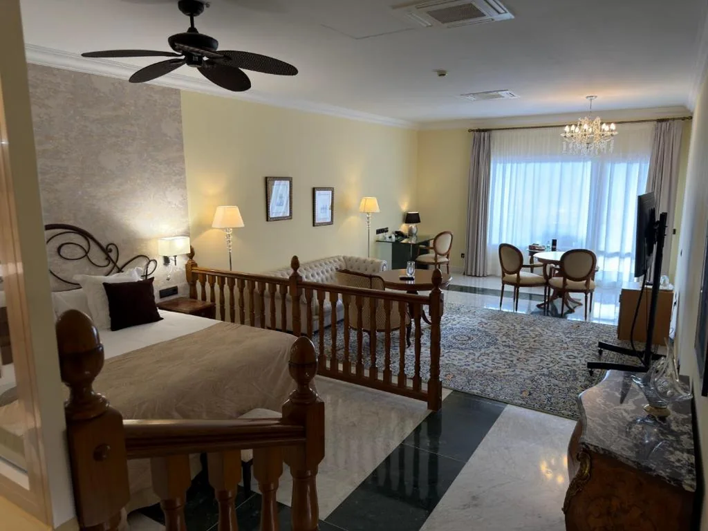 Suite avec terrasse — Los Cinco Enebros Hotel & Spa by Bossh! Hotels