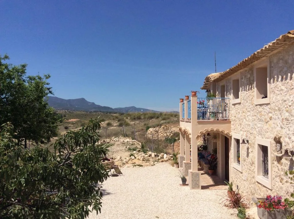 Los Cuatro Vientos B&B