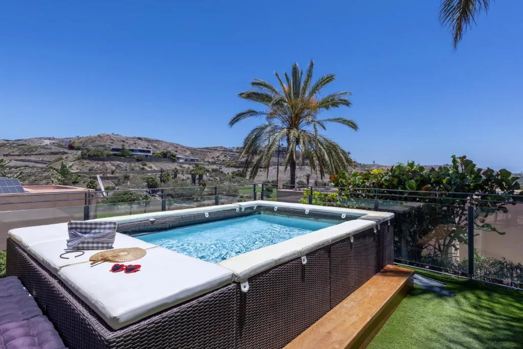 Two-Bedroom Villa — Los Lagos 20 by VillaGranCanaria