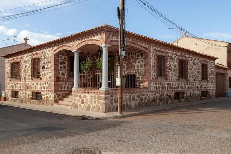 Huis met 4 slaapkamers — Los olivares de Rober