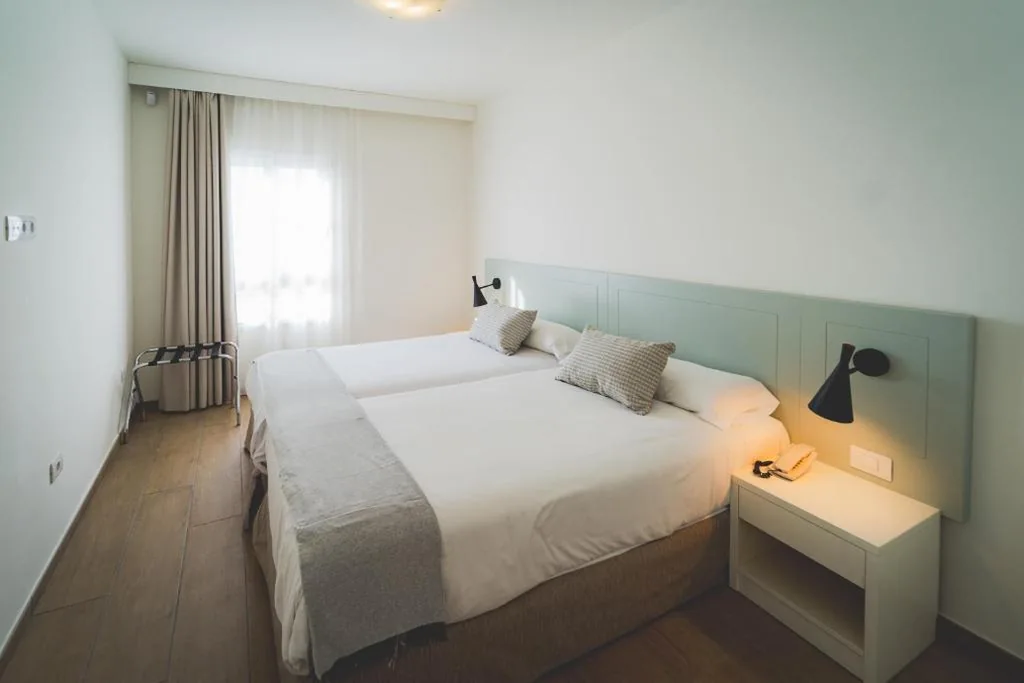 シルバー1ベッドルームアパートメント（プールなし・大人2名） — Los Olivos Beach Resort