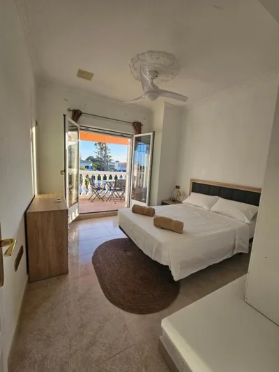 Los Olivos — Foto 2