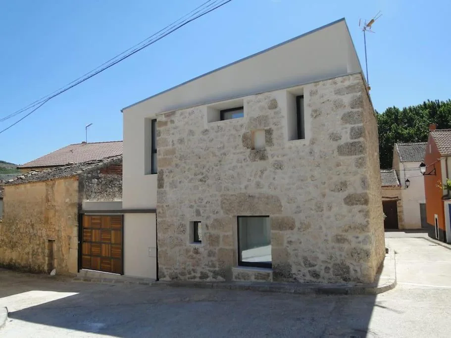 Moradia com 1 quarto — LOS PUENTES casa con jacuzzi para 2